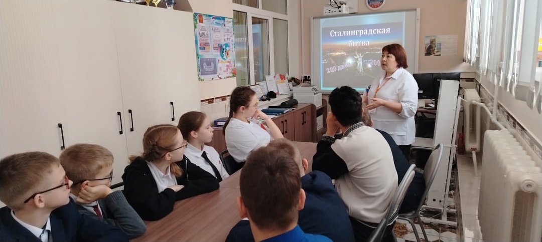 Ты выстоял, великий Сталинград!.